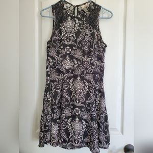 Forever 21 Exclusive | Small | Black and White Sleeveless Gothic Party Dress